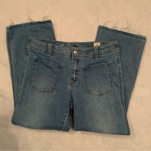 👖 FREE PEOPLE Unique Reversed Pockets Jeans